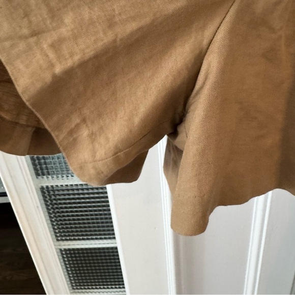 Mathew Williamson Women’s Pleated Shorts Dark Tan Linen Blend Pockets Sz 2 NWOT - Picture 3 of 13